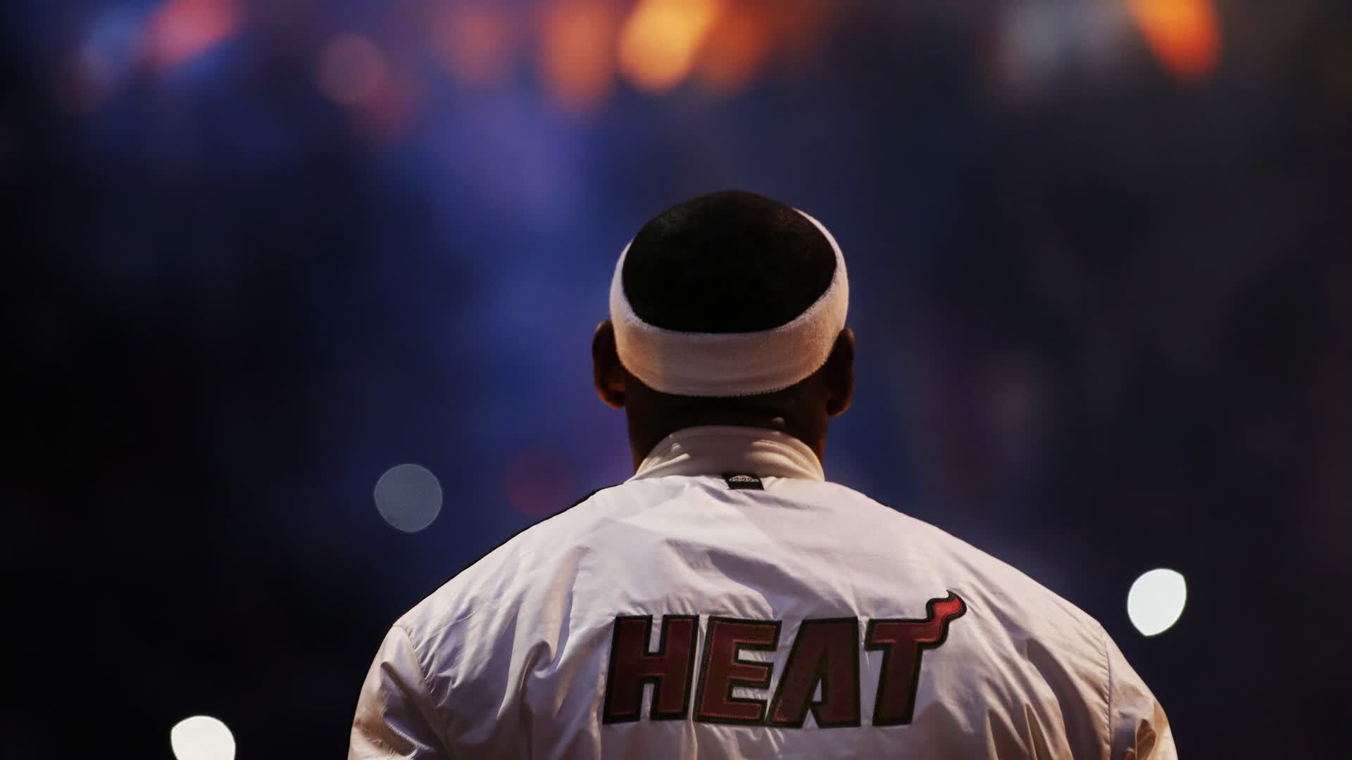 开云-体育世界一夜风云，山东泰山错失良机，欧篮联与NBA季后赛同步引爆